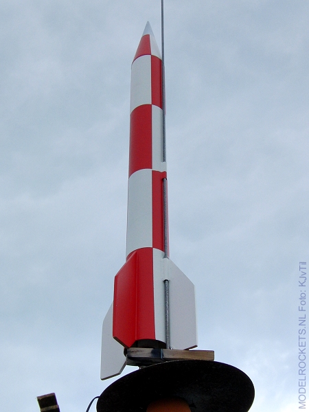 Veronique model raket. B4-4K motor
Klik op deze foto/Click on this photo Veronique model raket. B4-4K motor
Klik op deze foto/Click on this photo