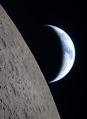 ArtemisII, Moon and Earth from the Orion Capsule, 06-04-2026